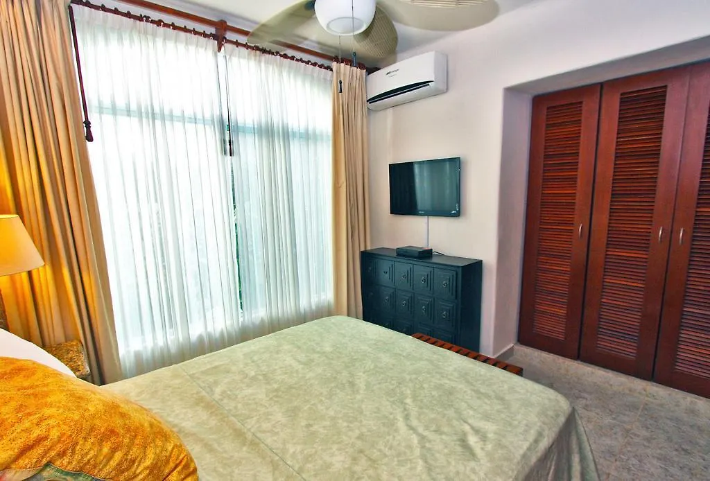 Casa Azul Caribe - Million Dollar View Beachside Villa - Playacar Fase I Playa del Carmen